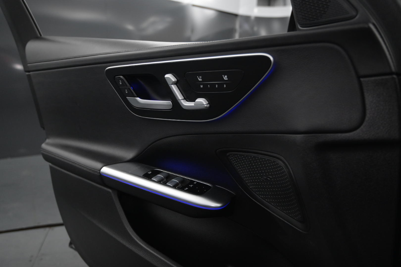 Mercedes-Benz C-Class C 300 4MATIC Sedan 2022