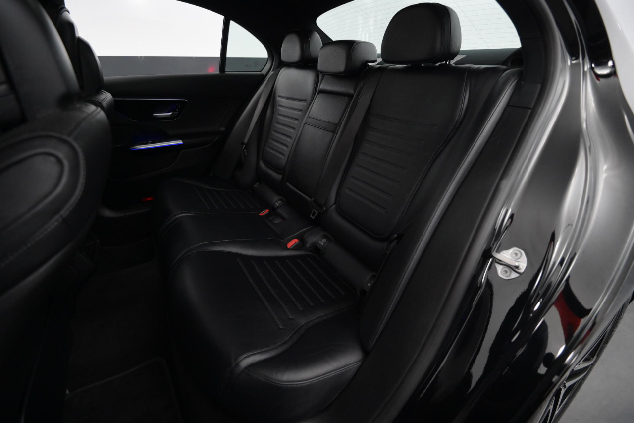 Mercedes-Benz C-Class C 300 4MATIC Sedan 2022