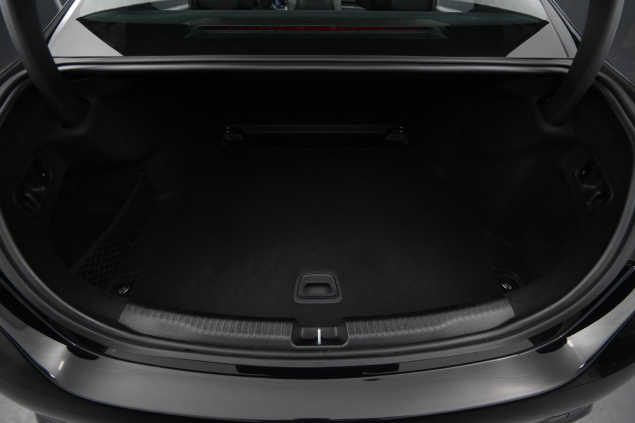 Mercedes-Benz C-Class C 300 4MATIC Sedan 2022