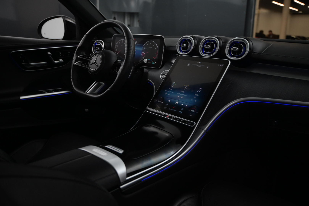 Mercedes-Benz C-Class C 300 4MATIC Sedan 2022