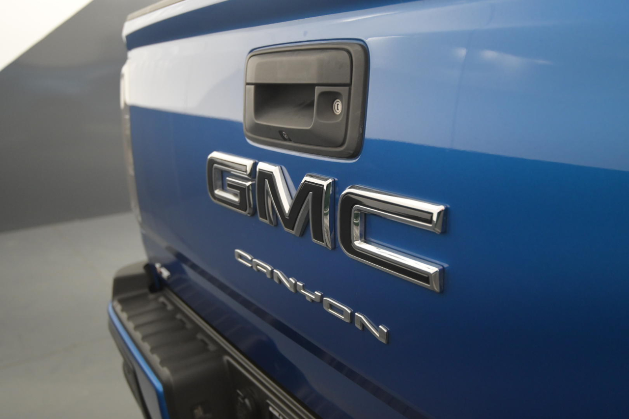 GMC Canyon 4WD Crew Cab 141" Elevation 2021