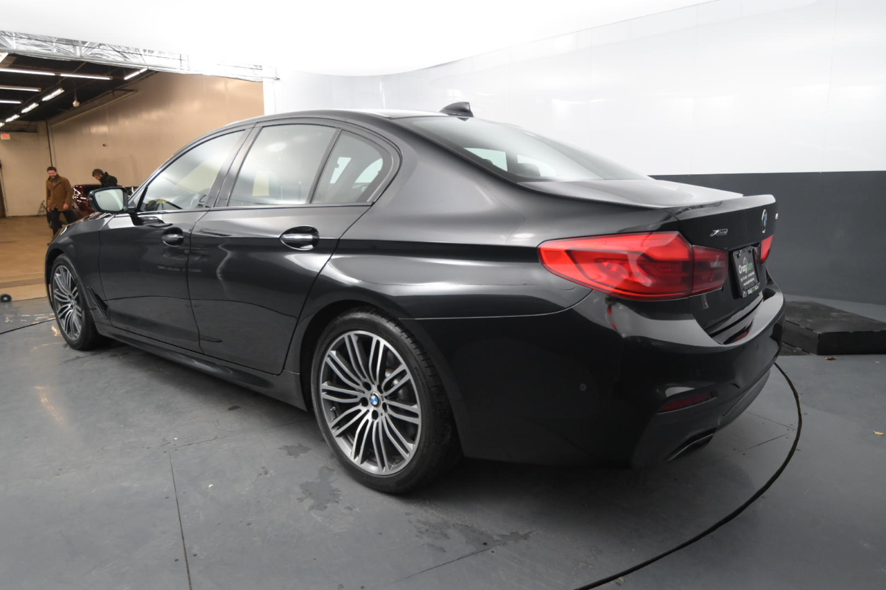 BMW 5 Series 540i xDrive Sedan 2017