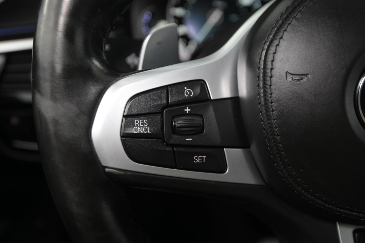 BMW 5 Series 540i xDrive Sedan 2017