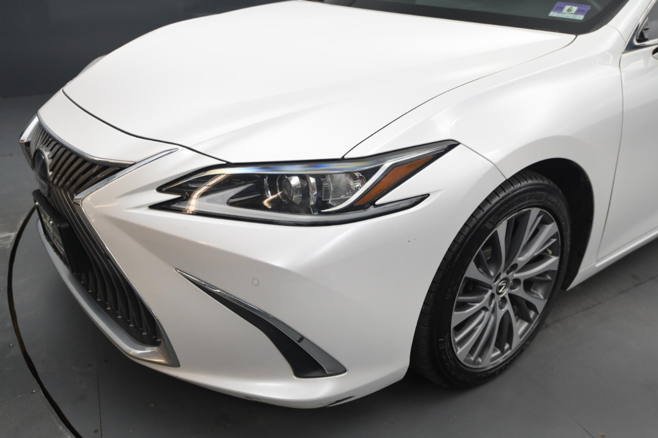 Lexus ES ES 350 FWD 2019