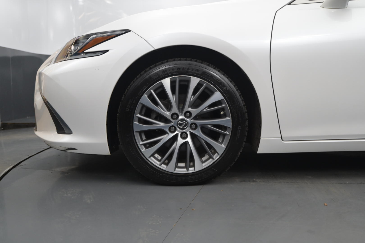 Lexus ES ES 350 FWD 2019