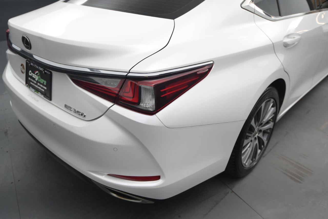Lexus ES ES 350 FWD 2019