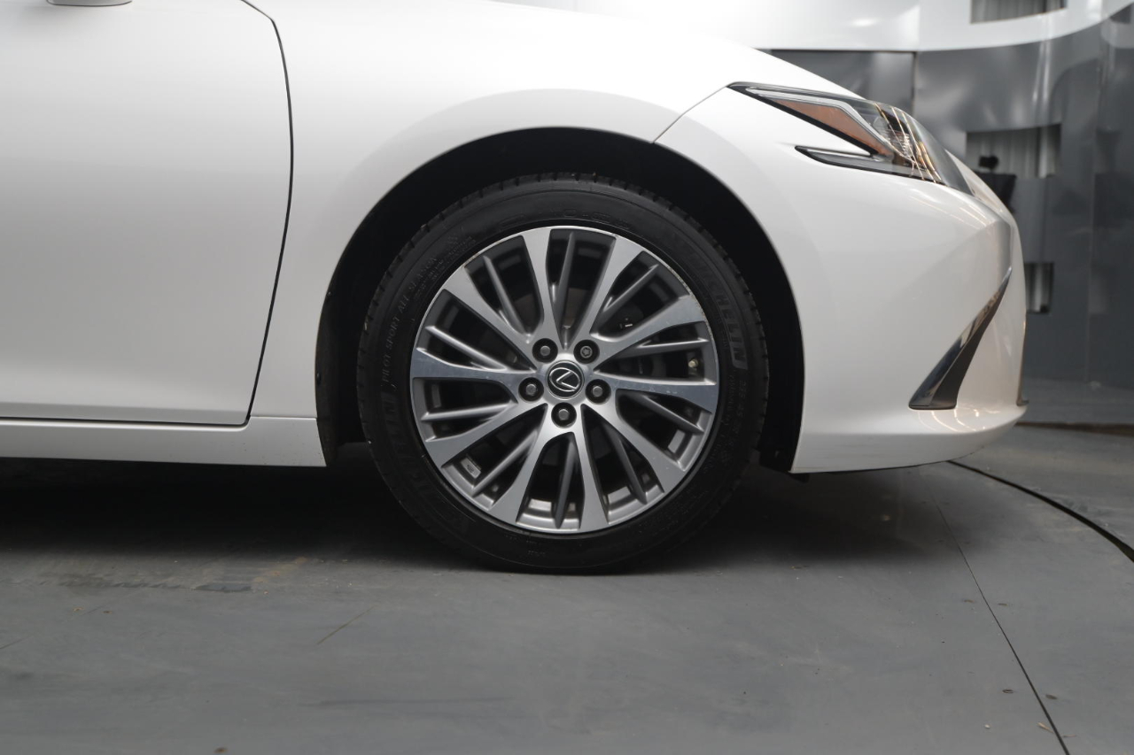 Lexus ES ES 350 FWD 2019