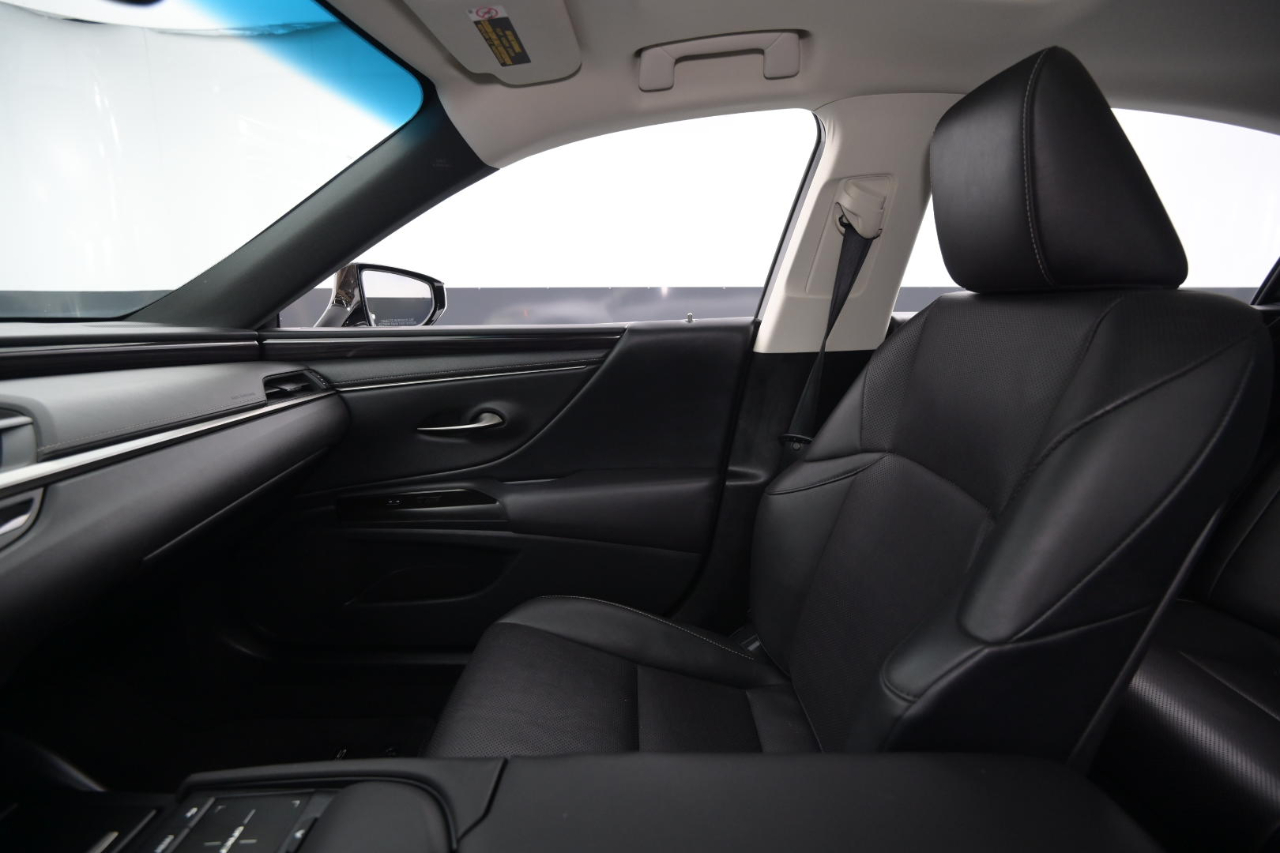 Lexus ES ES 350 FWD 2019