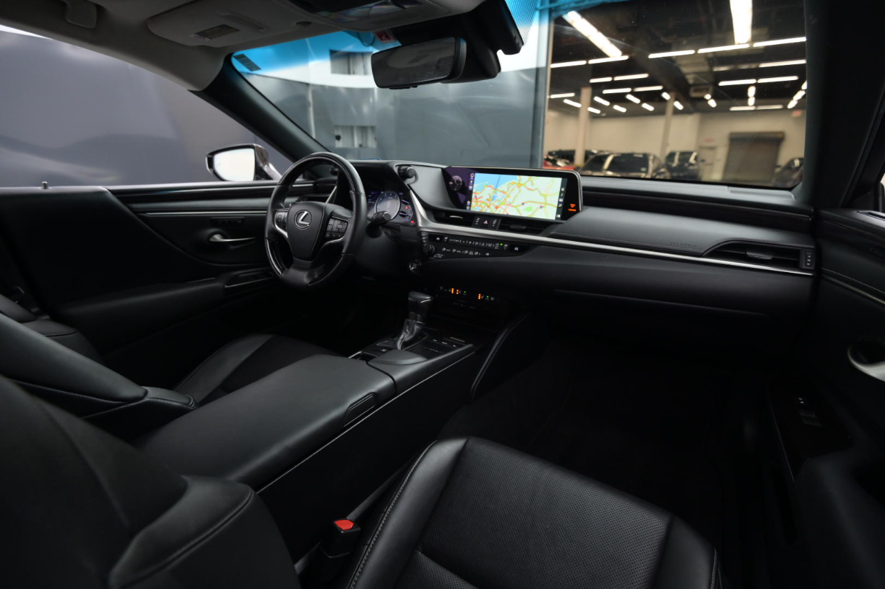 Lexus ES ES 350 FWD 2019