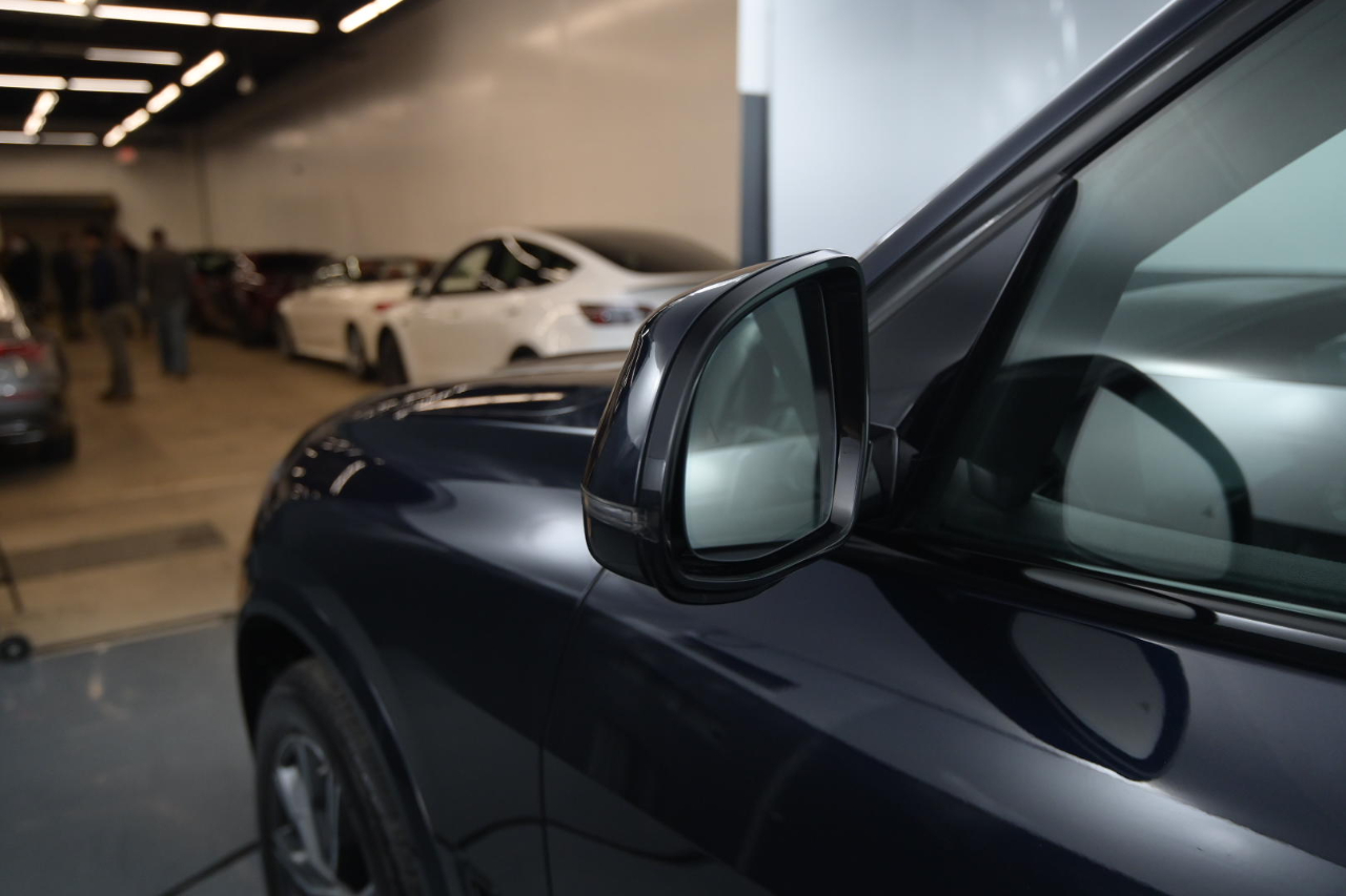 BMW X5 xDrive40i Sports Activity Vehicle 2020