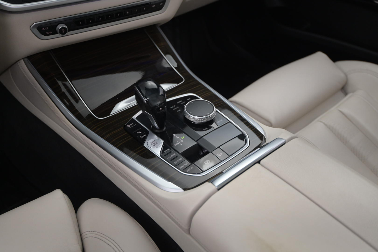 BMW X5 xDrive40i Sports Activity Vehicle 2020