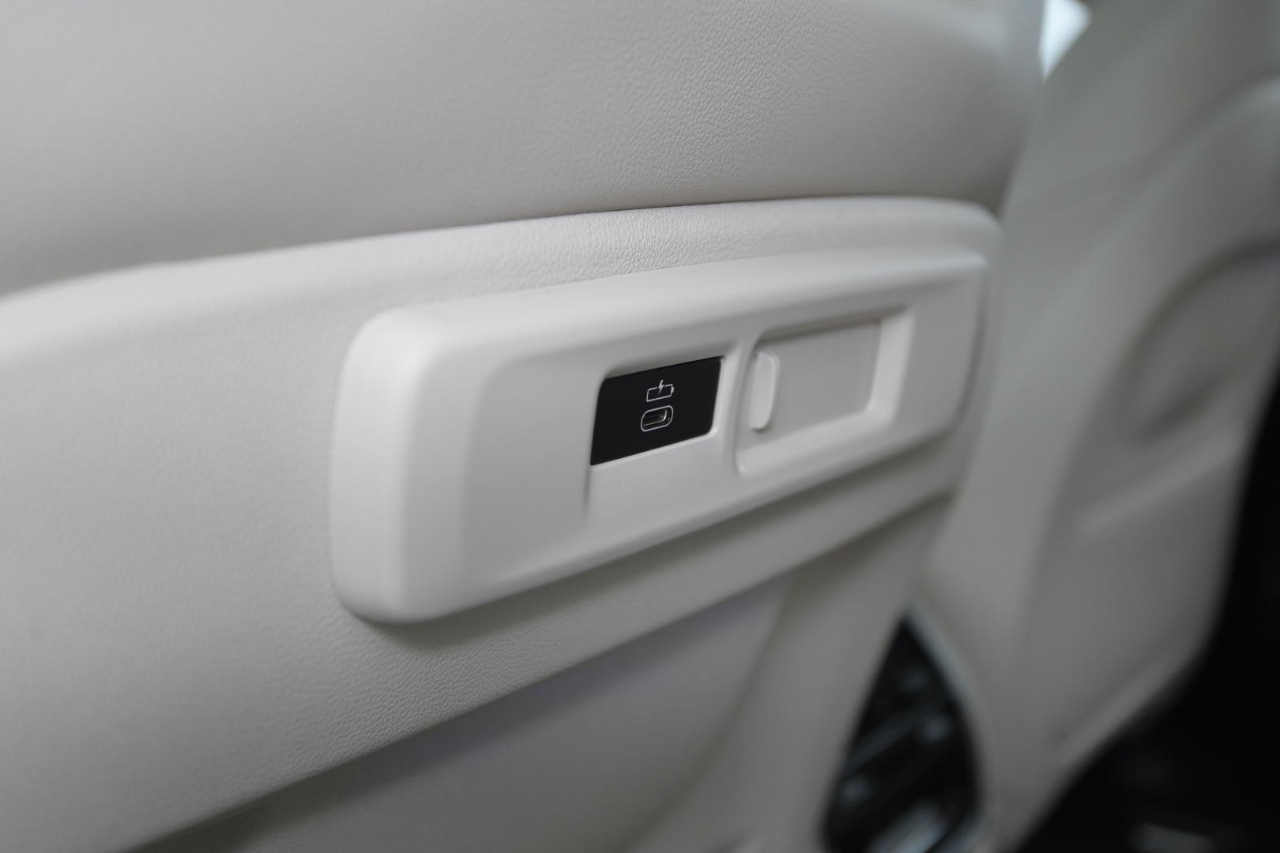 BMW X5 xDrive40i Sports Activity Vehicle 2020