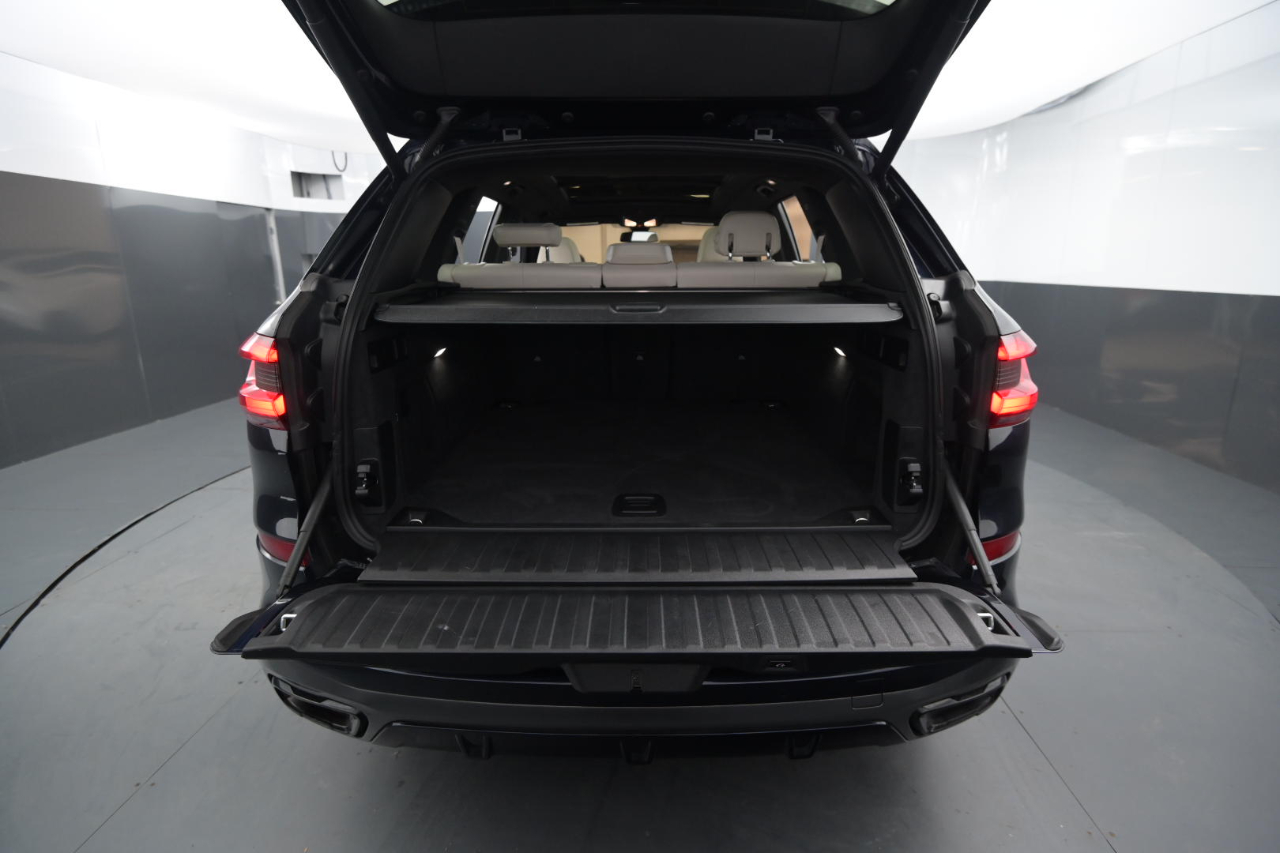 BMW X5 xDrive40i Sports Activity Vehicle 2020