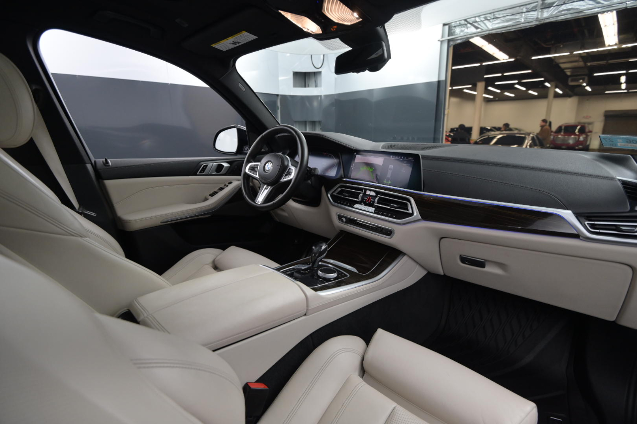 BMW X5 xDrive40i Sports Activity Vehicle 2020