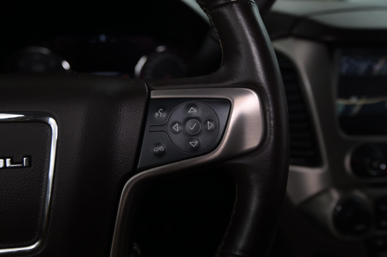 GMC Yukon 4WD 4dr Denali 2015
