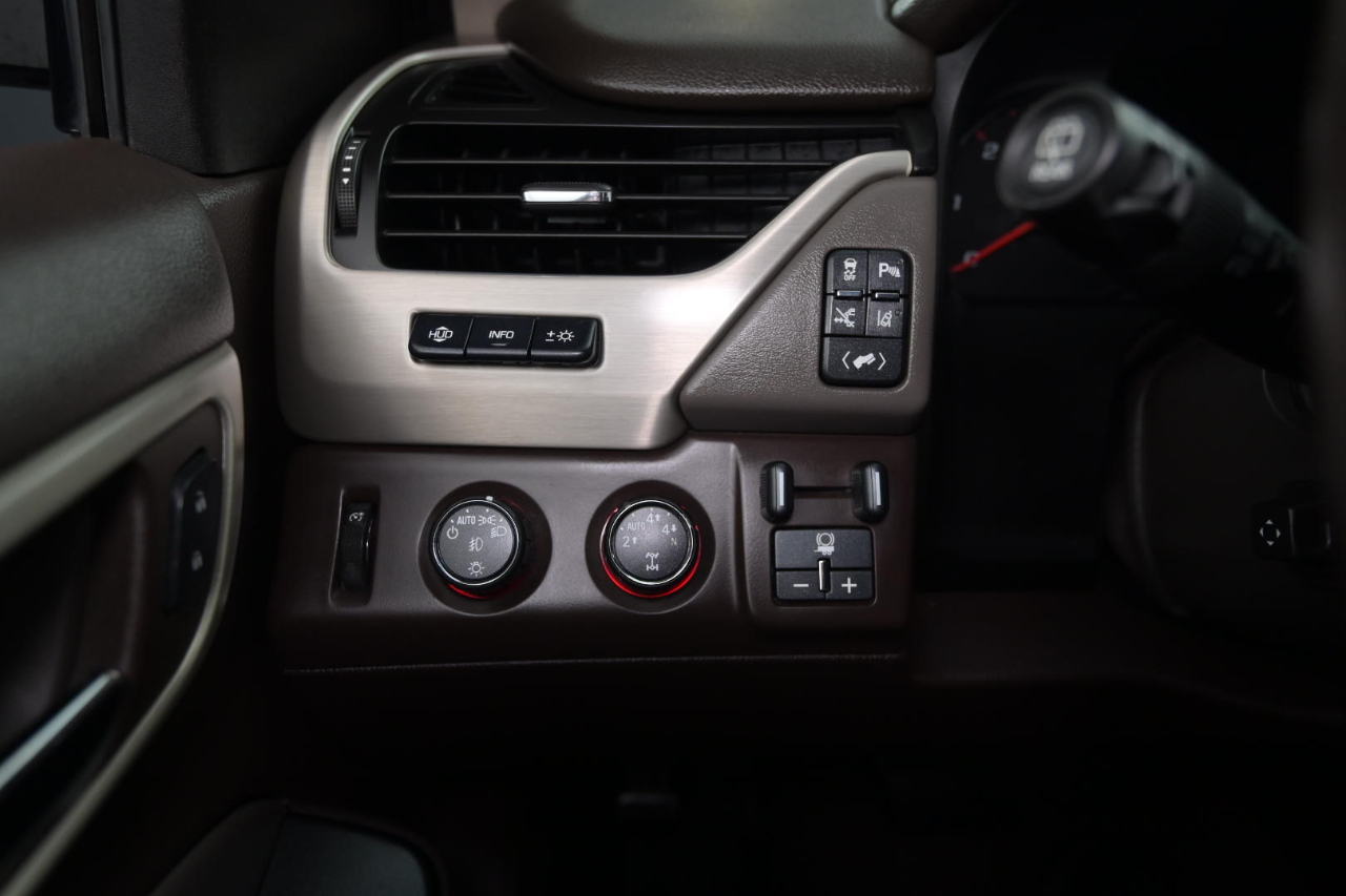 GMC Yukon 4WD 4dr Denali 2015