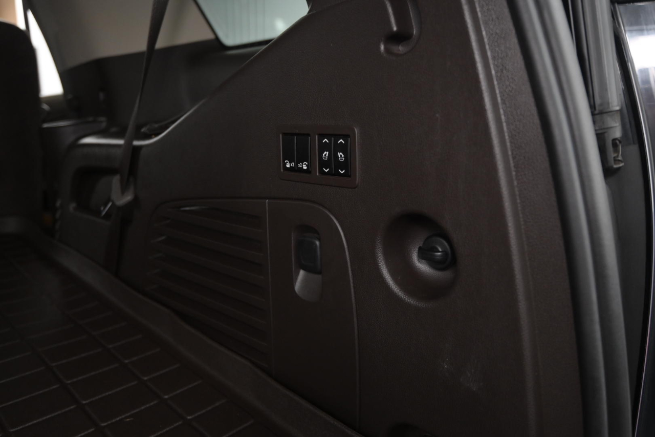 GMC Yukon 4WD 4dr Denali 2015