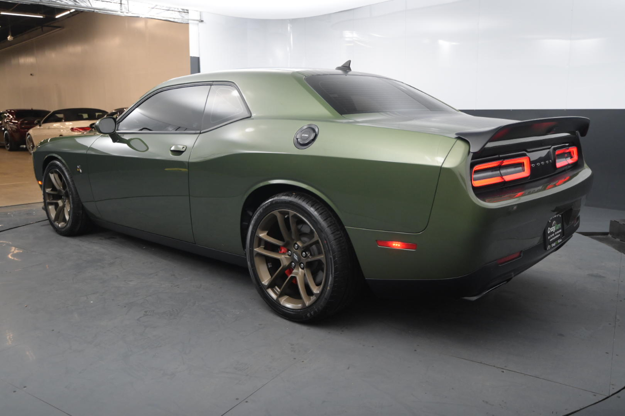 Dodge Challenger R/T Scat Pack RWD 2020