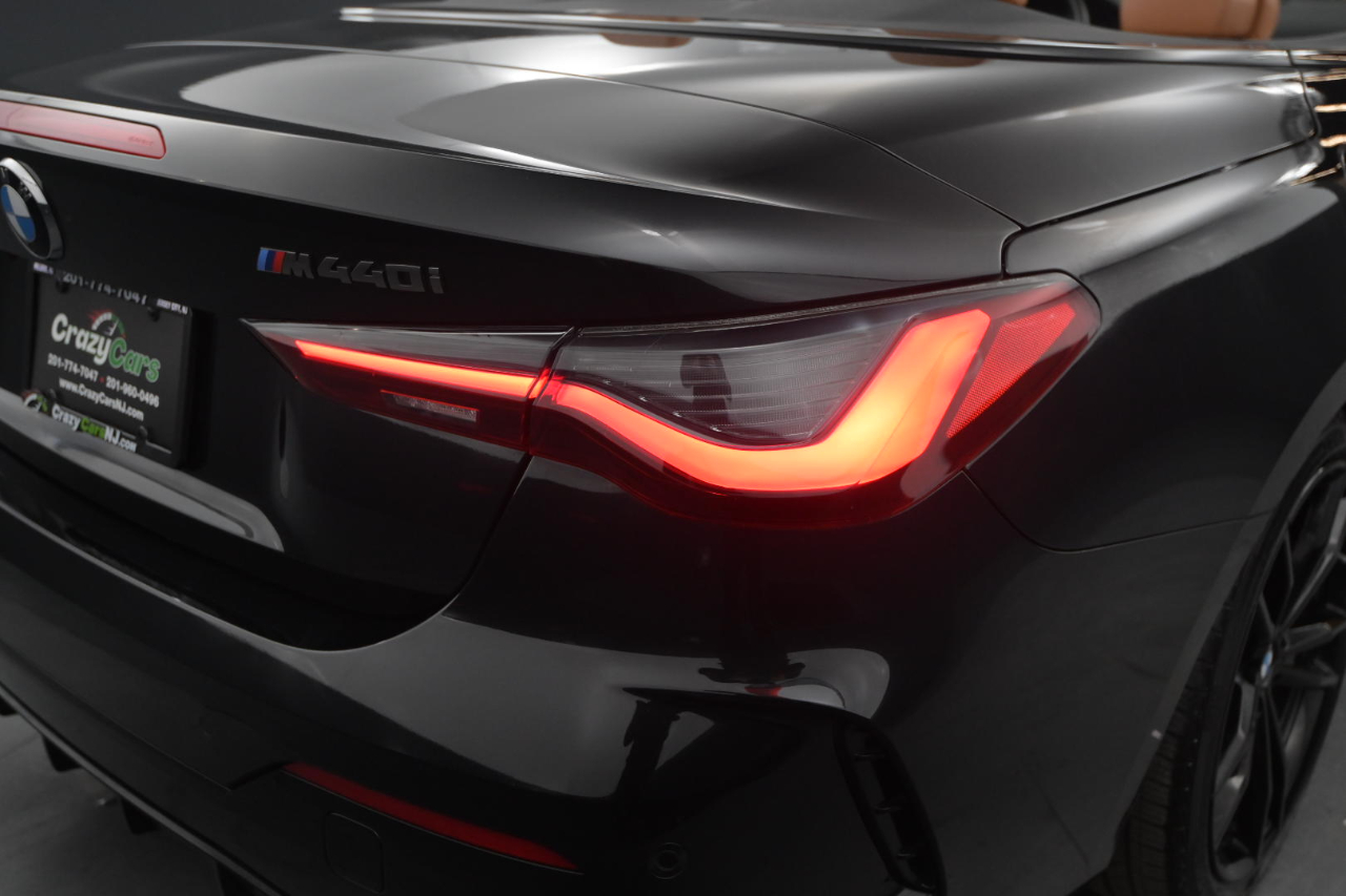 BMW 4 Series M440i Convertible 2021