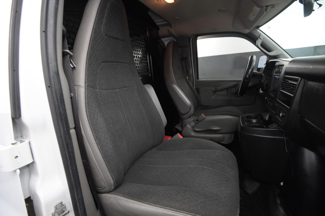 Chevrolet Express Cargo Van RWD 2500 135" 2020