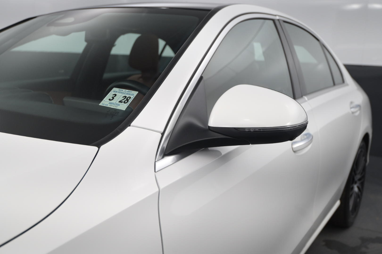 Mercedes-Benz C-Class C 300 4MATIC Sedan 2023