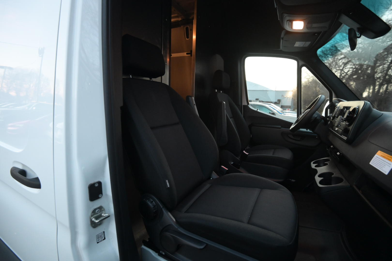 Mercedes-Benz Sprinter Cargo Van 2500 High Roof I4 Diesel HO 170" Extended RWD 2023