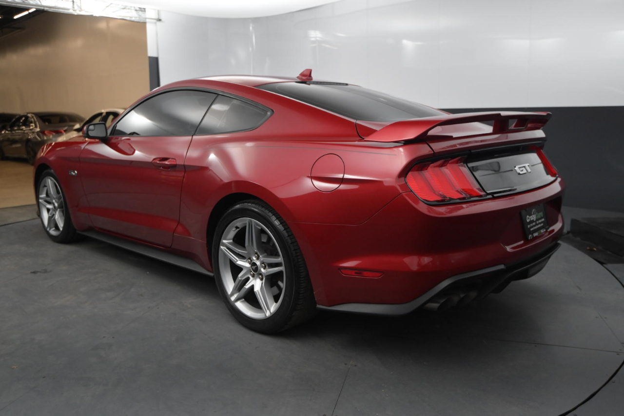 Ford Mustang GT Fastback 2020