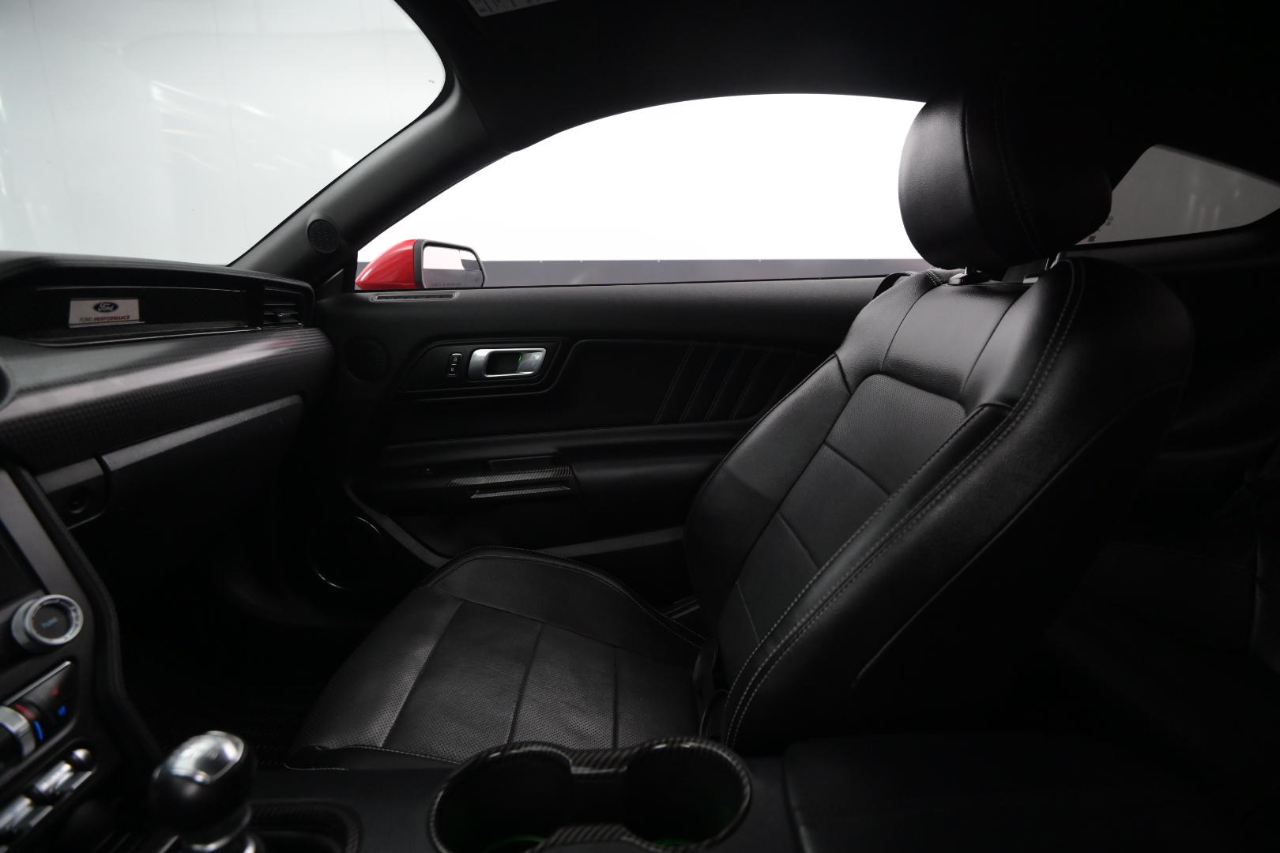 Ford Mustang GT Fastback 2020