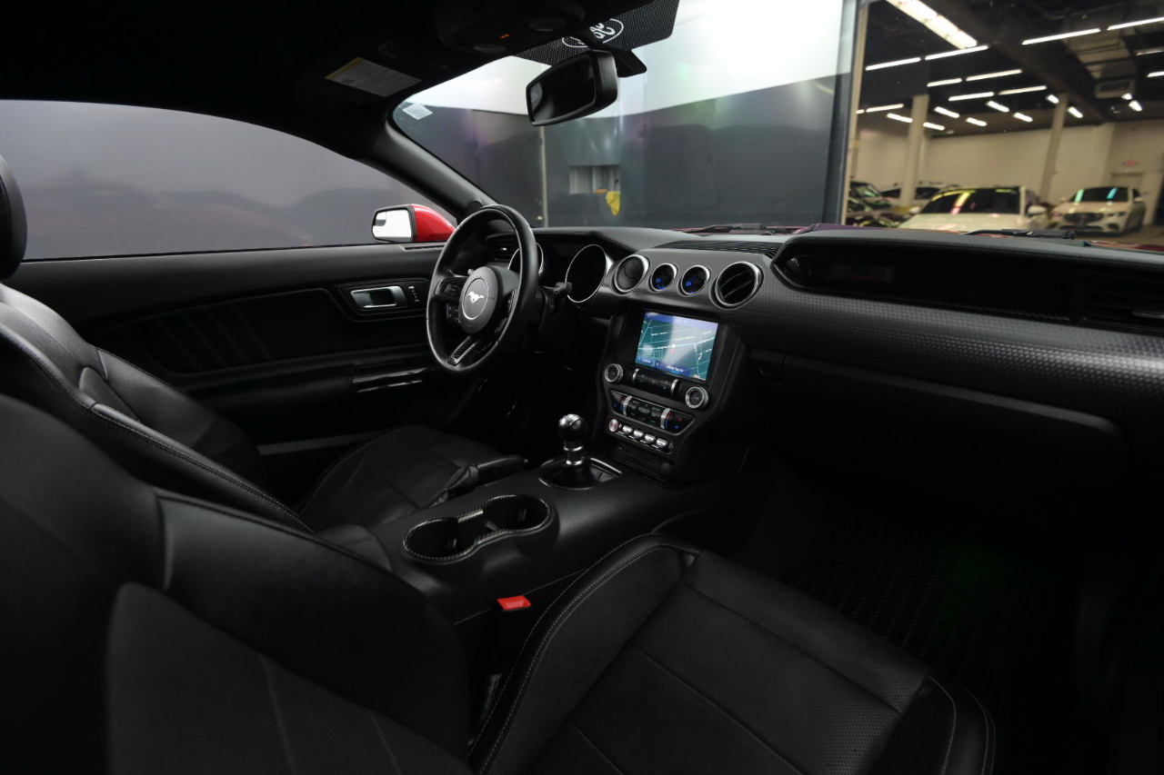 Ford Mustang GT Fastback 2020