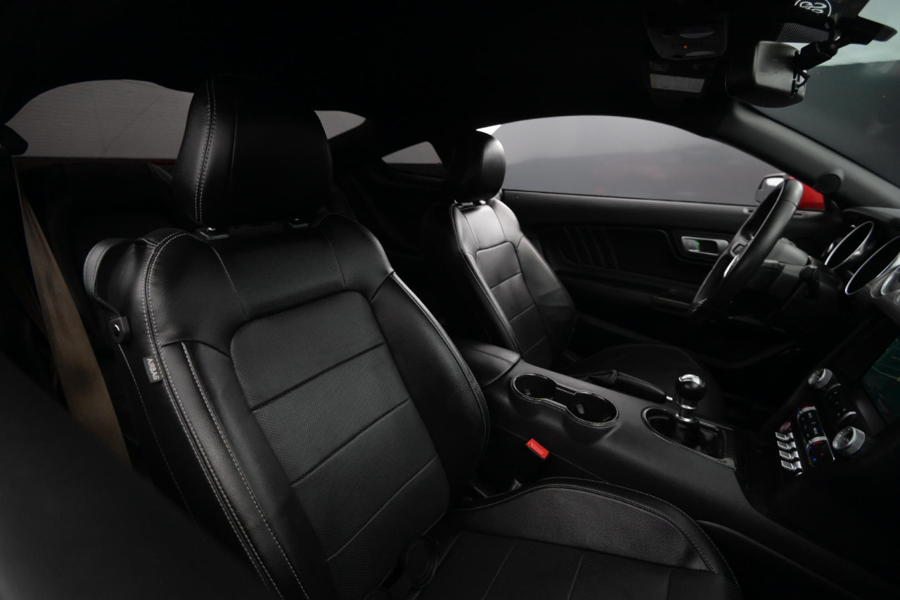 Ford Mustang GT Fastback 2020