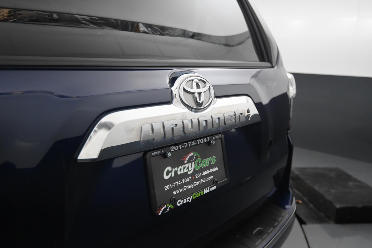 Toyota 4Runner Limited 4WD (Natl) 2019