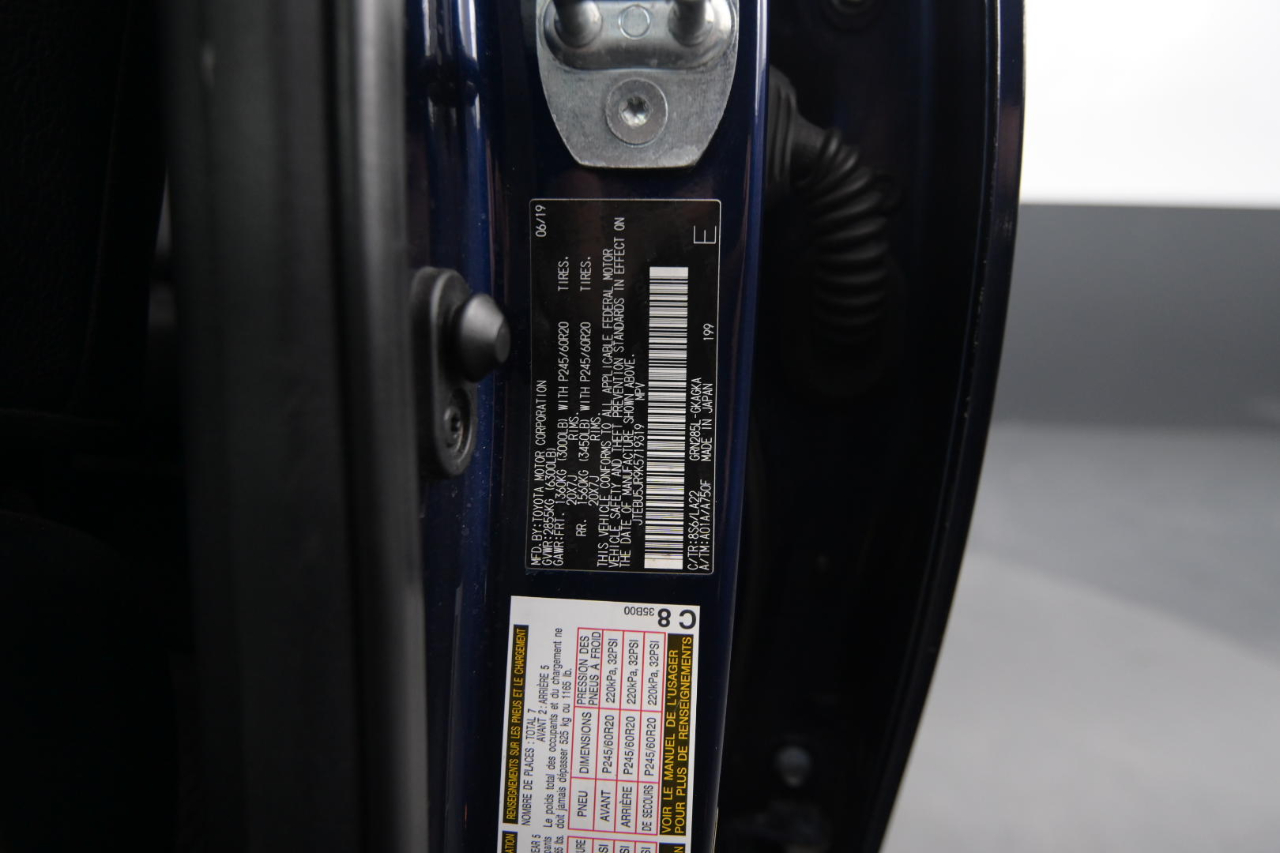 Toyota 4Runner Limited 4WD (Natl) 2019