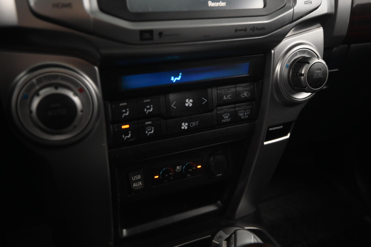 Toyota 4Runner Limited 4WD (Natl) 2019