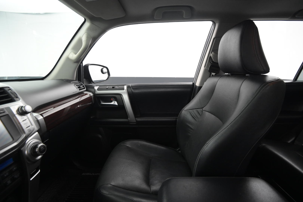 Toyota 4Runner Limited 4WD (Natl) 2019