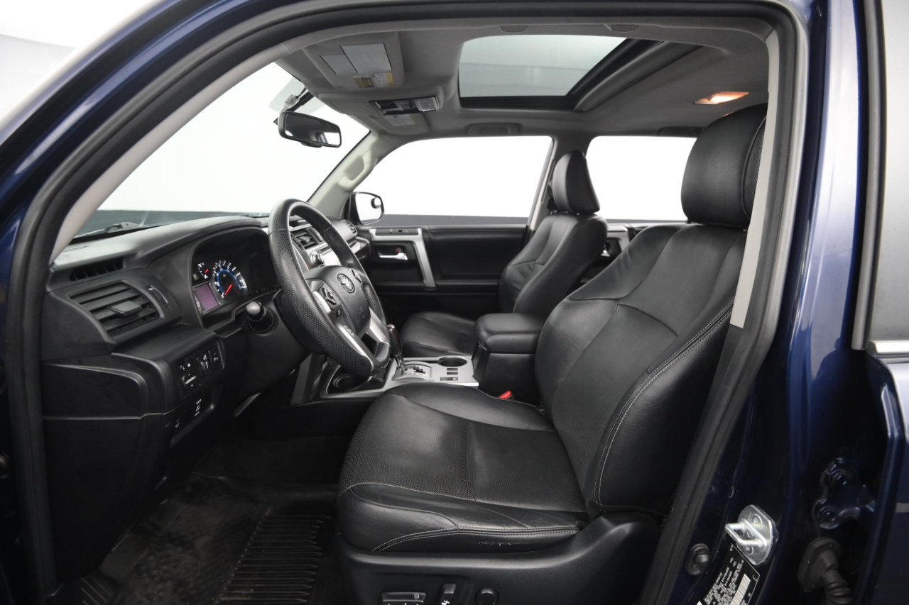 Toyota 4Runner Limited 4WD (Natl) 2019