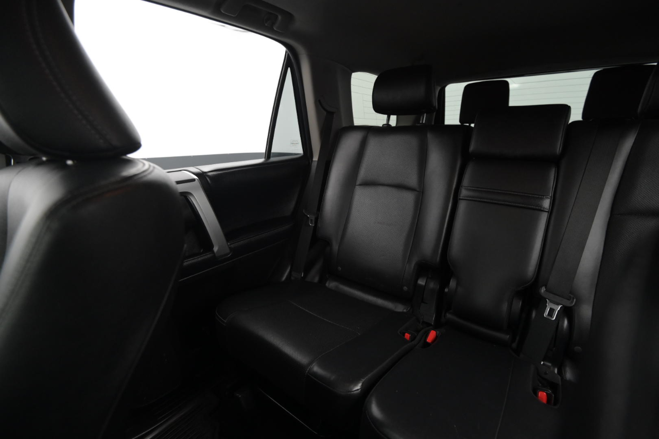 Toyota 4Runner Limited 4WD (Natl) 2019