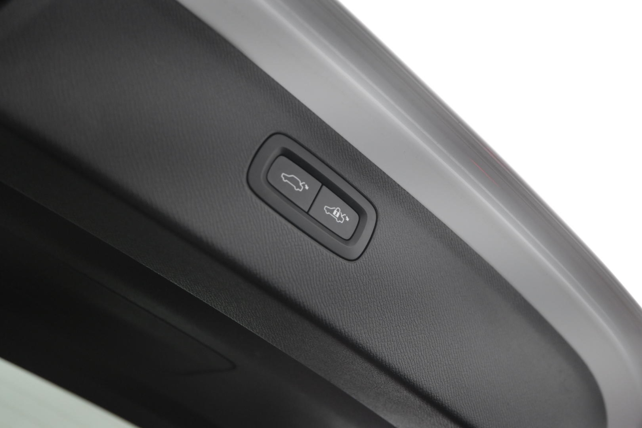 Volvo XC90 T6 AWD R-Design 2019