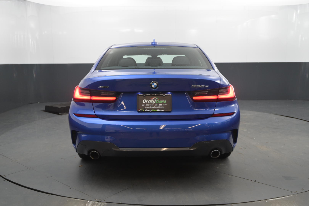 BMW 3 Series 330e xDrive Plug-In Hybrid 2021