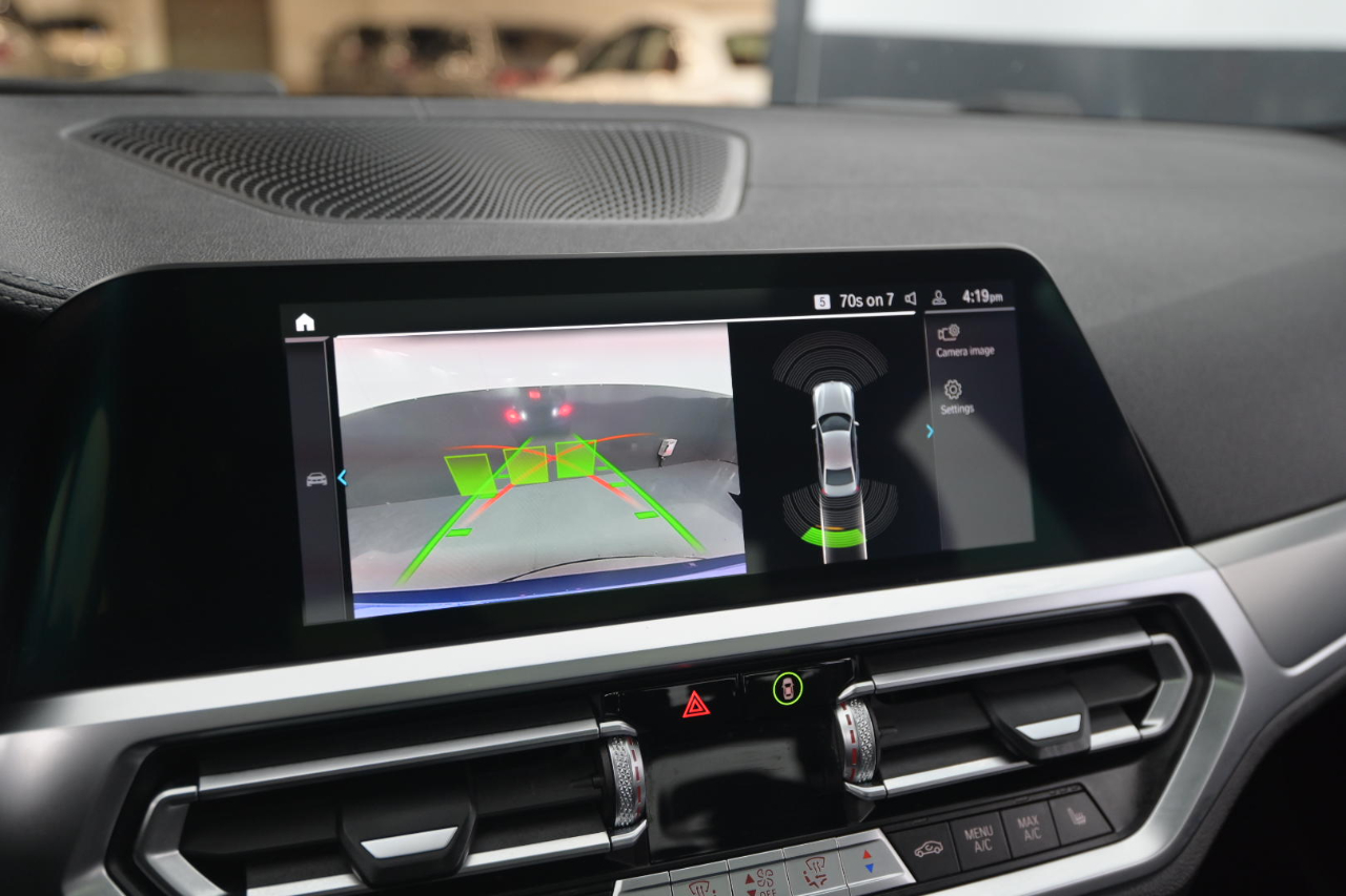 BMW 3 Series 330e xDrive Plug-In Hybrid 2021