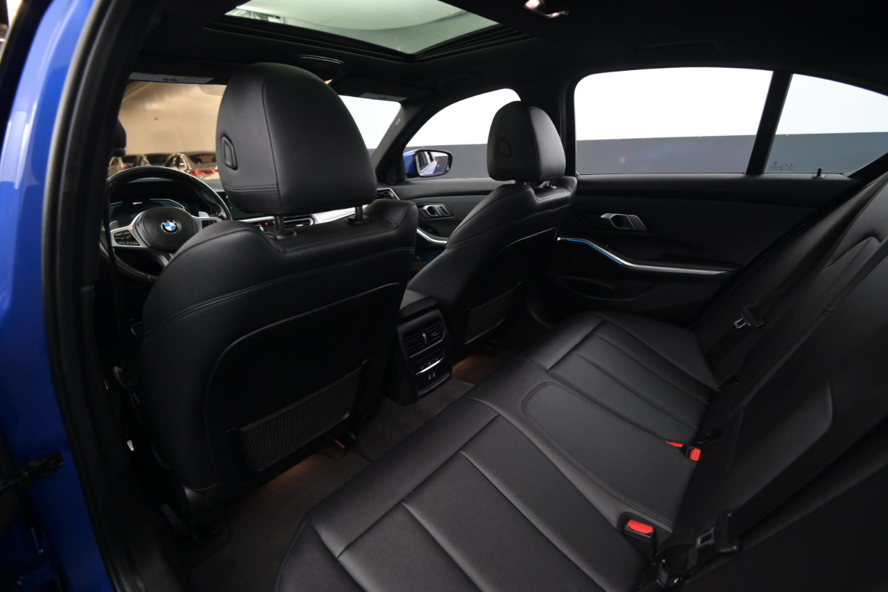 BMW 3 Series 330e xDrive Plug-In Hybrid 2021