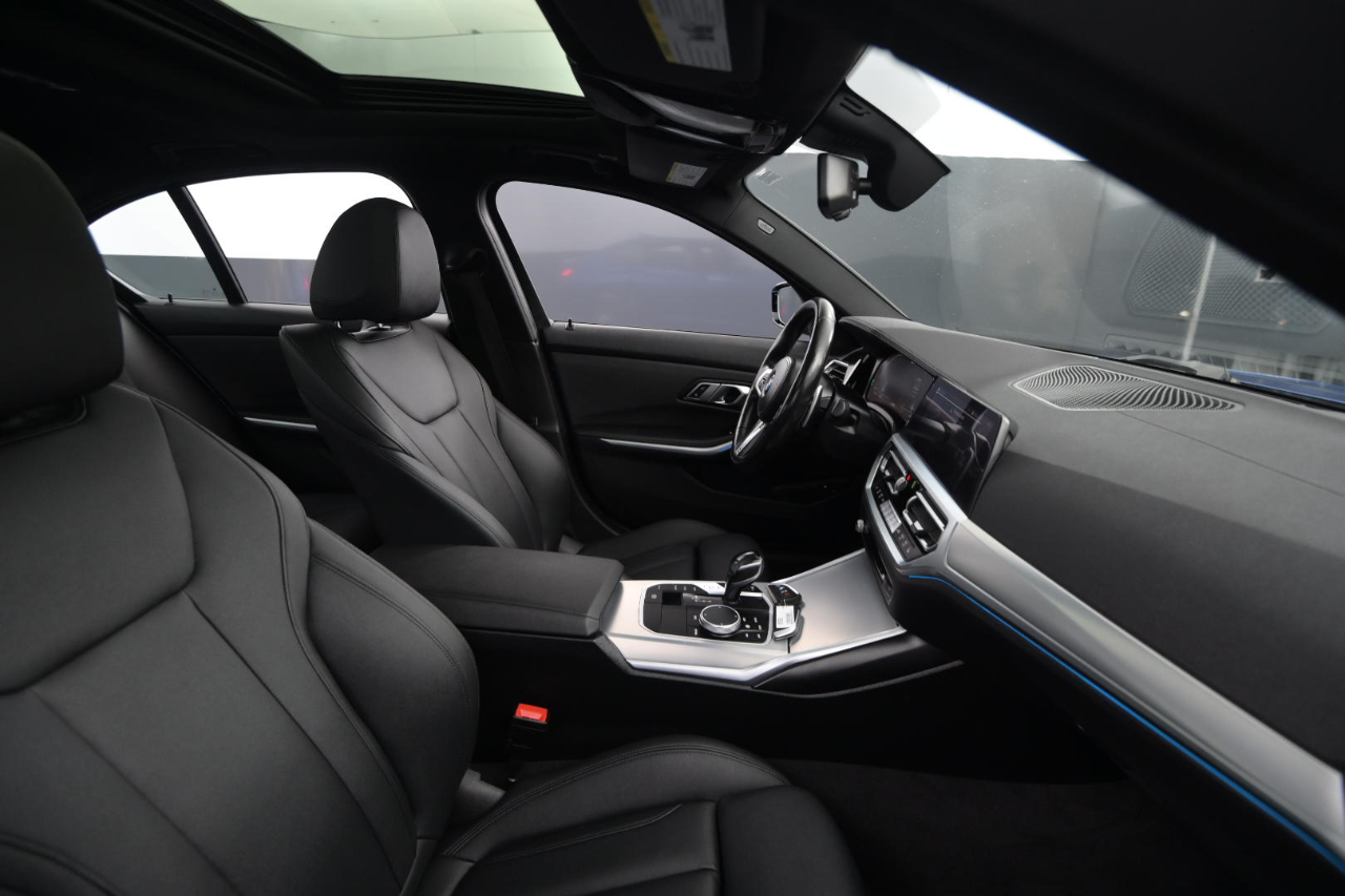 BMW 3 Series 330e xDrive Plug-In Hybrid 2021