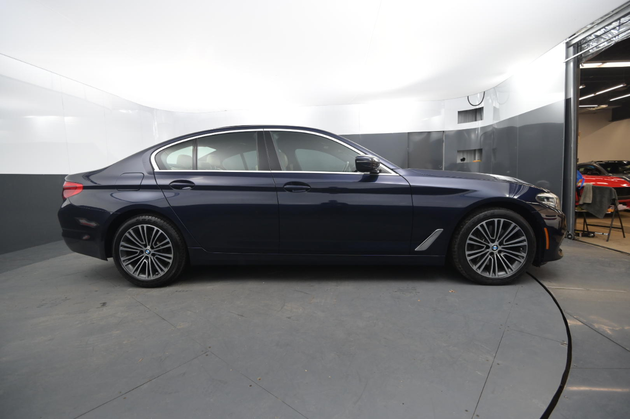 BMW 5 Series 540i xDrive Sedan 2020