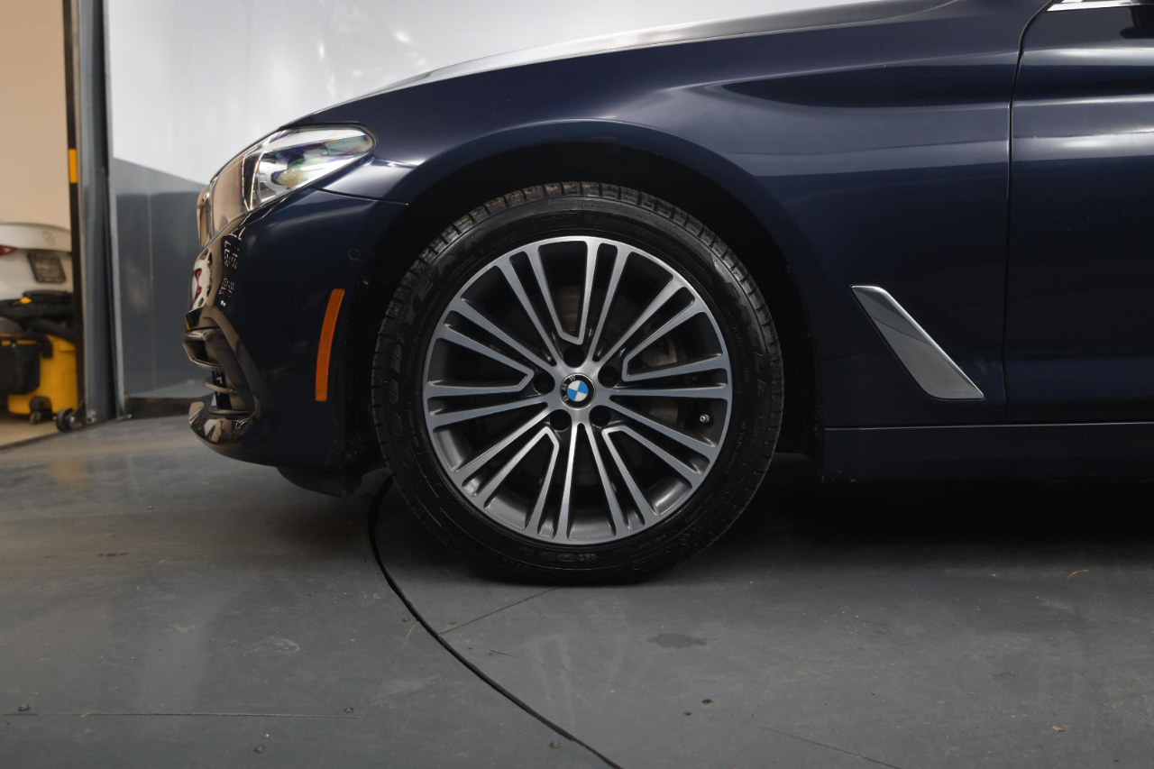 BMW 5 Series 540i xDrive Sedan 2020