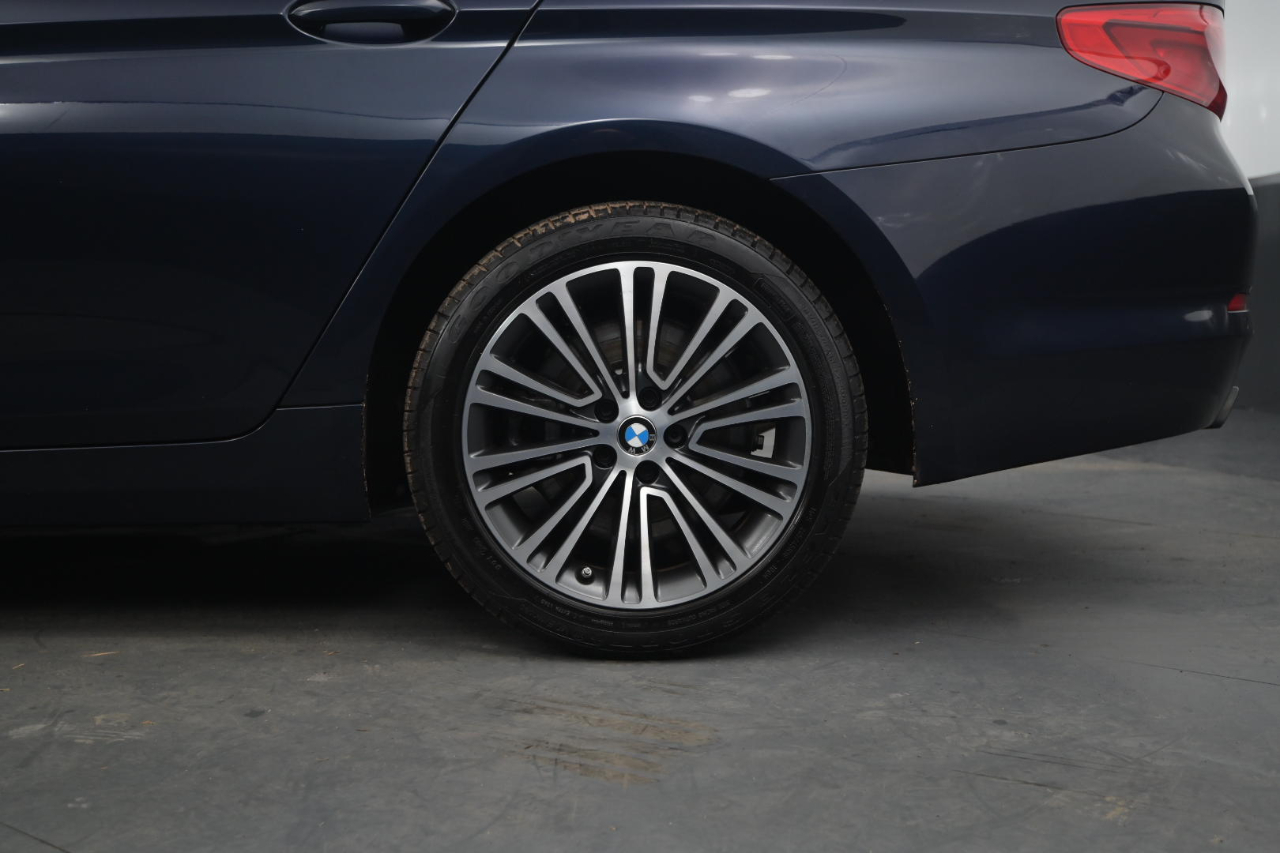 BMW 5 Series 540i xDrive Sedan 2020