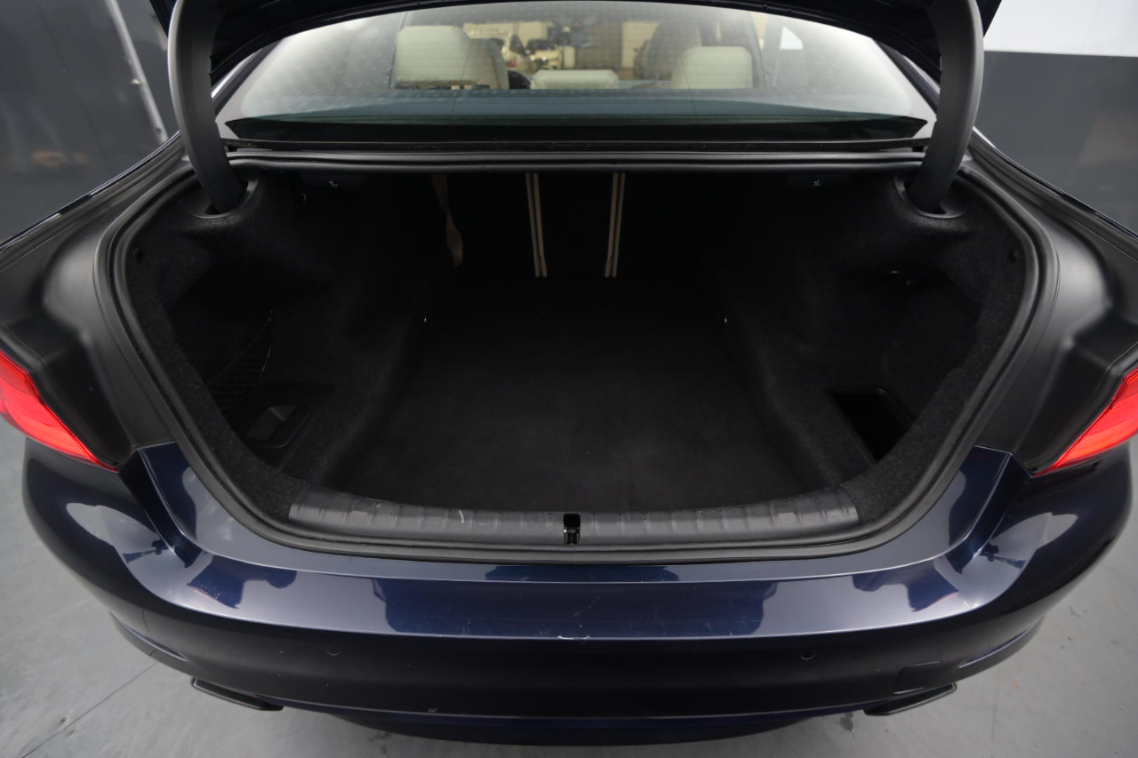 BMW 5 Series 540i xDrive Sedan 2020