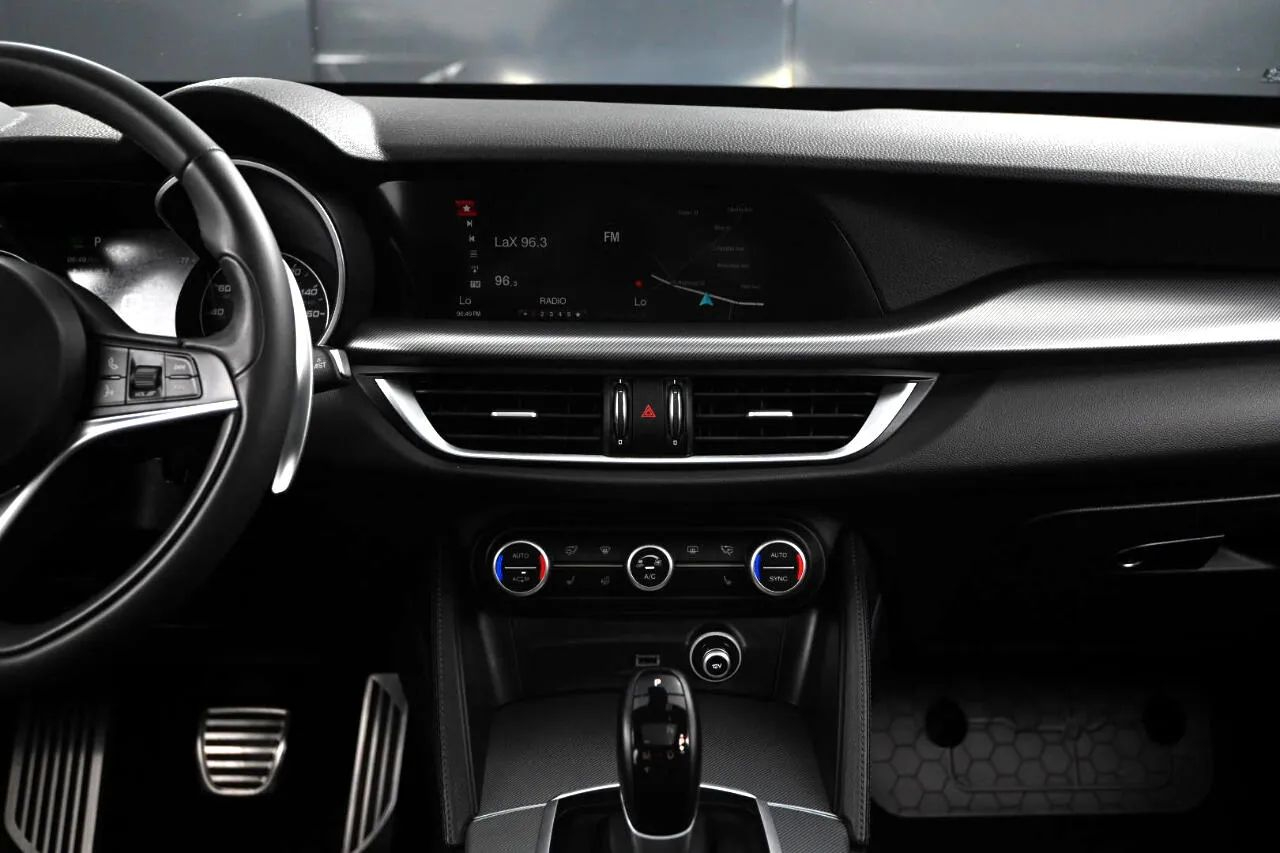 Alfa Romeo Stelvio Ti Sport AWD 2018