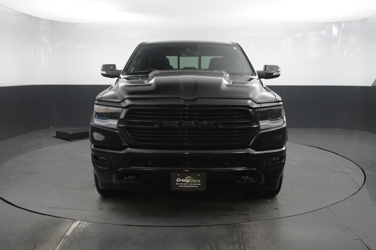RAM 1500 Laramie 4x4 Crew Cab 5'7" Box 2021
