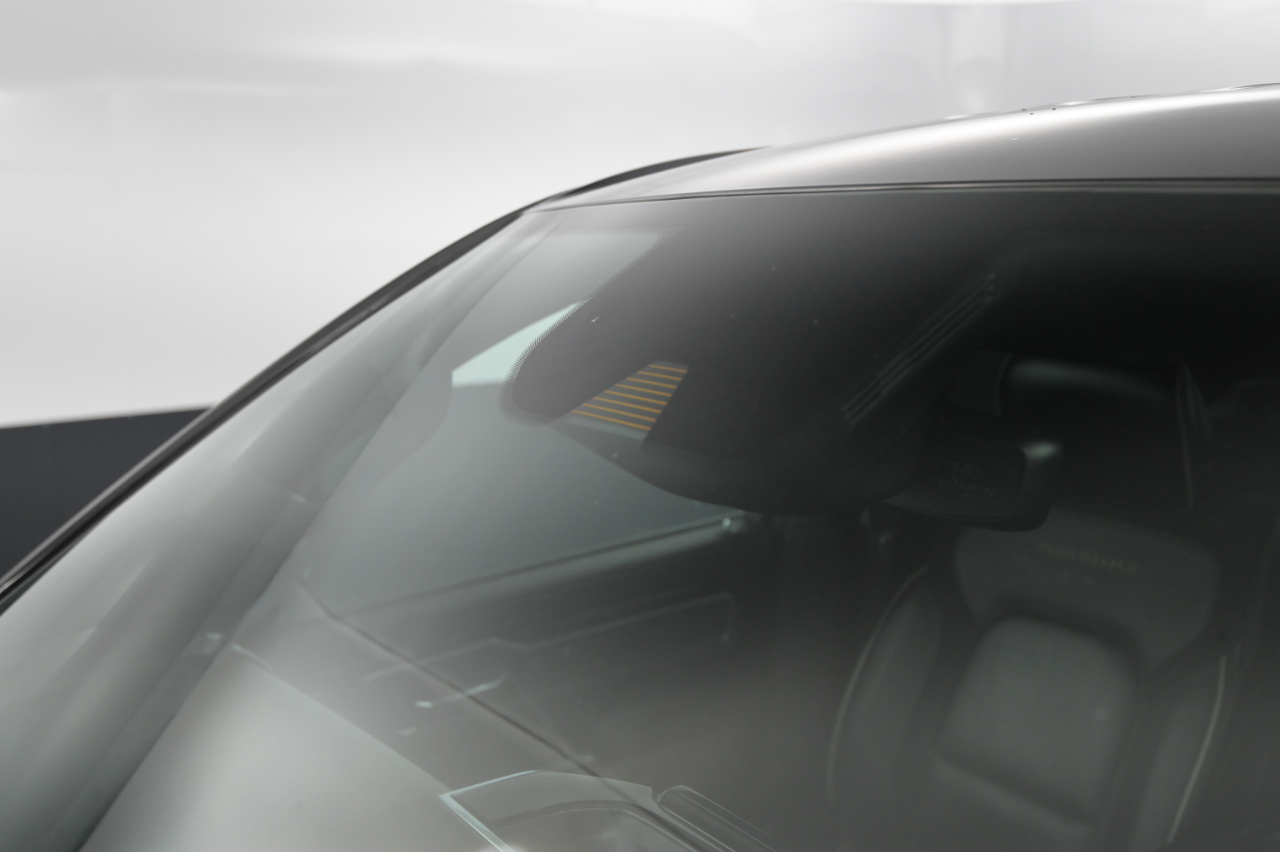 RAM 1500 Laramie 4x4 Crew Cab 5'7" Box 2021