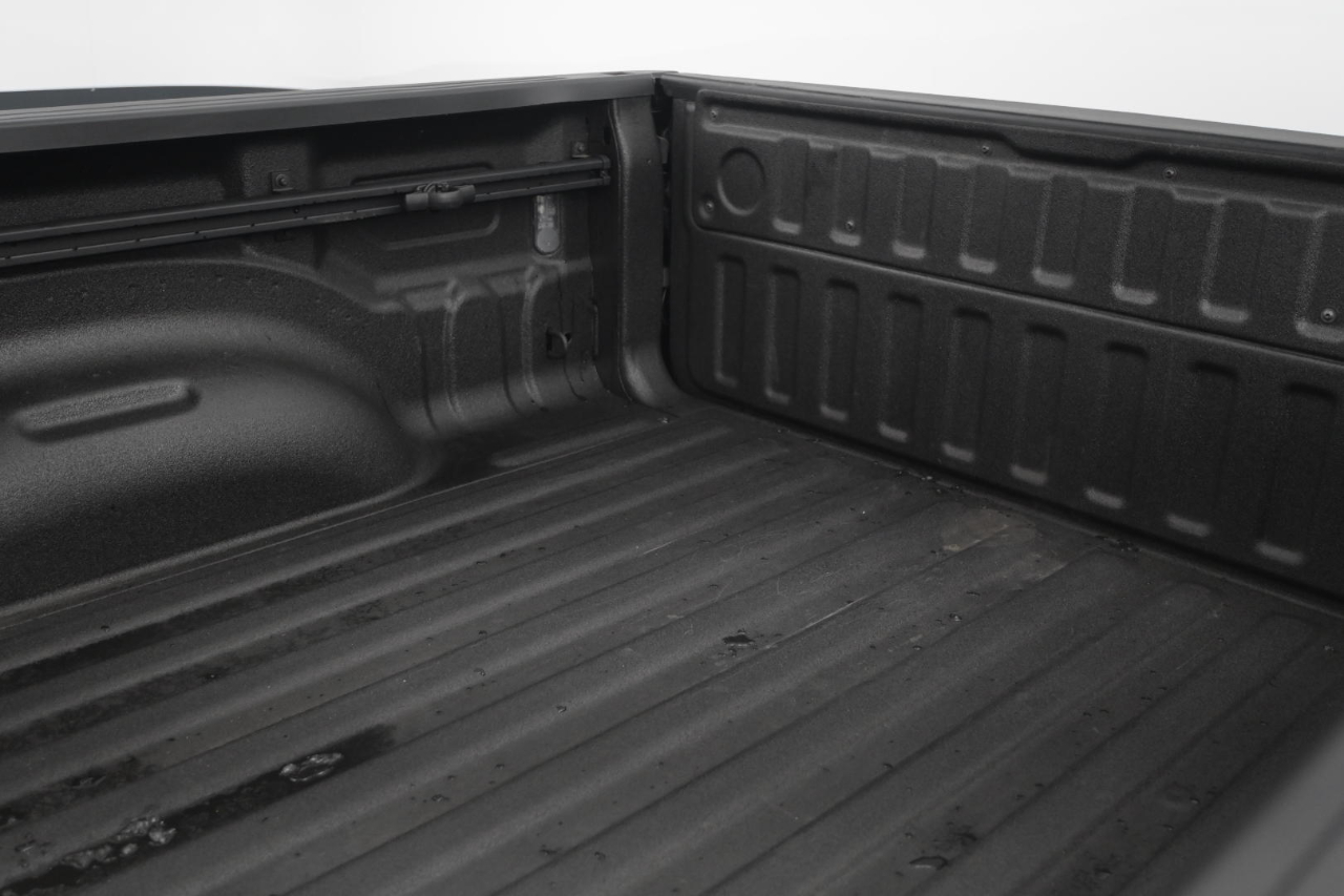 RAM 1500 Laramie 4x4 Crew Cab 5'7" Box 2021