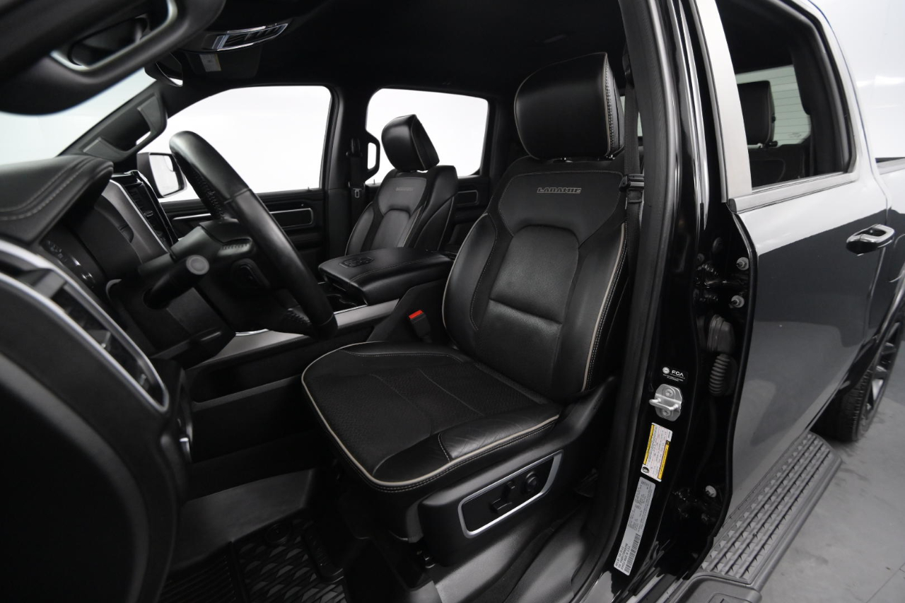 RAM 1500 Laramie 4x4 Crew Cab 5'7" Box 2021